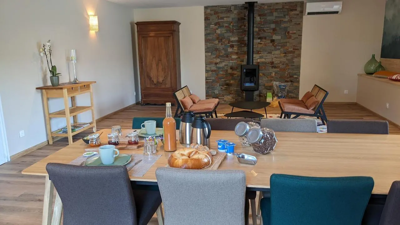 La Ferme Des Denis Bed & Breakfast Chanos-Curson 0*,  France